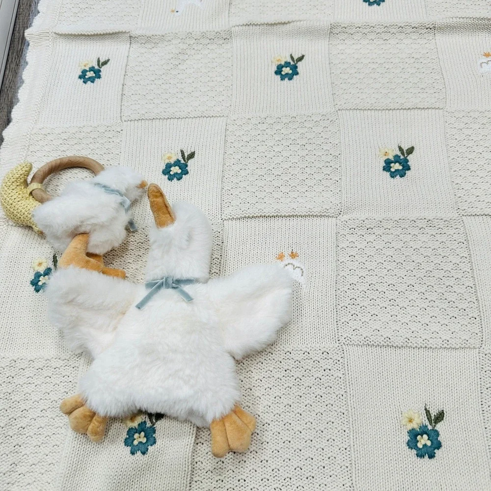 Pottery Barn Kids Chris Loves Julia Duck Gift Set Blanket Lovey Rattle 3pc Cream